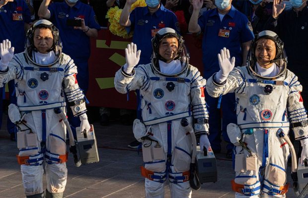 Estudio: Astronautas son más propensos a padecer enfermedades cardíacas