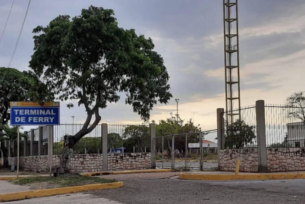Gobernador de Anzoátegui asegura que reiniciará la obra del terminal de ferrys