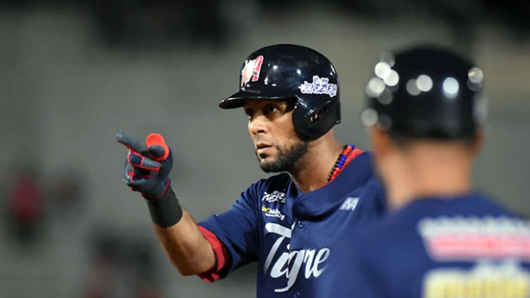 José “Cafecito” Martínez gana el Premio JMV en la LVBP