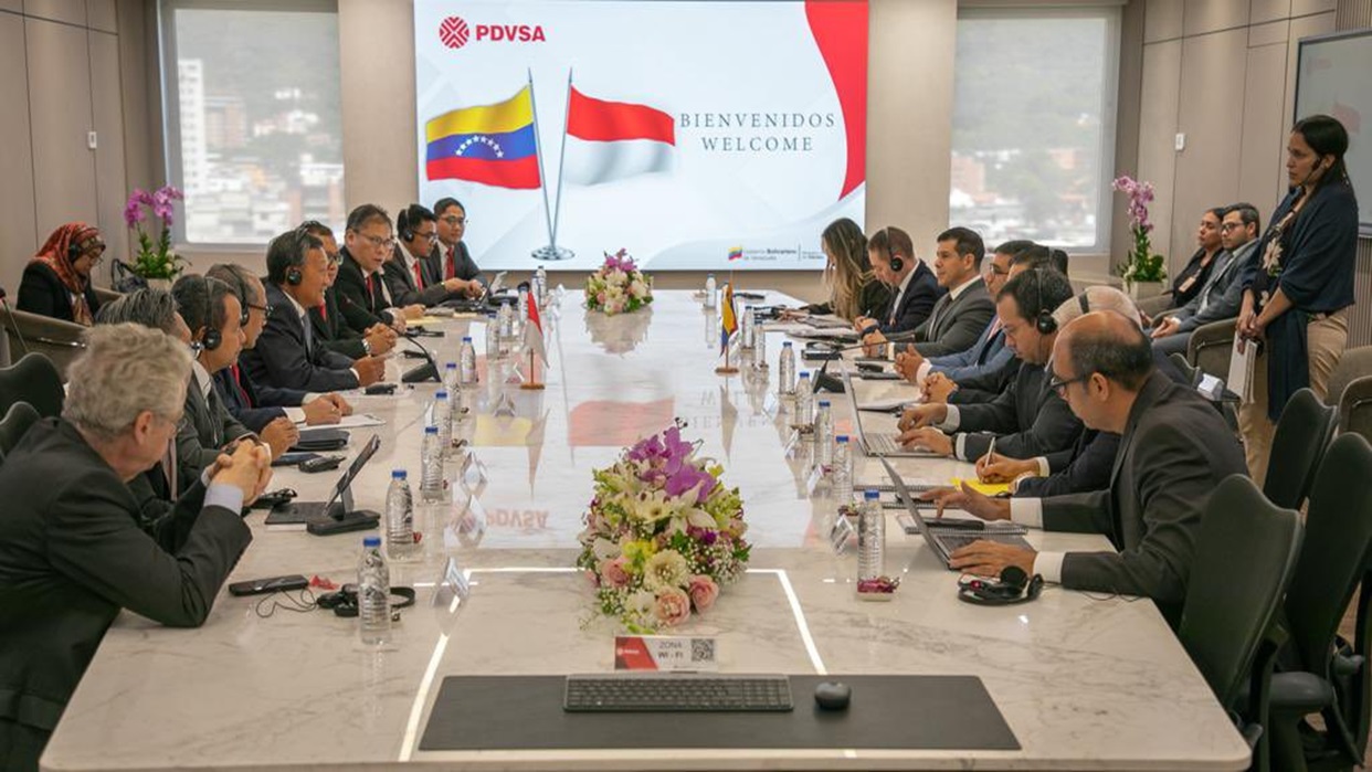 Venezuela e Indonesia firman un acuerdo para el desarrollo de negocios en petróleo y gas