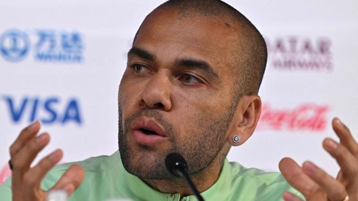 Dani Alves alega ahora que estaba borracho la noche que supuestamente violó a una joven
