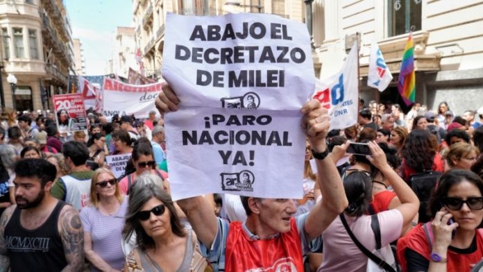 Ajustes de Milei ponen al pueblo contra la pared