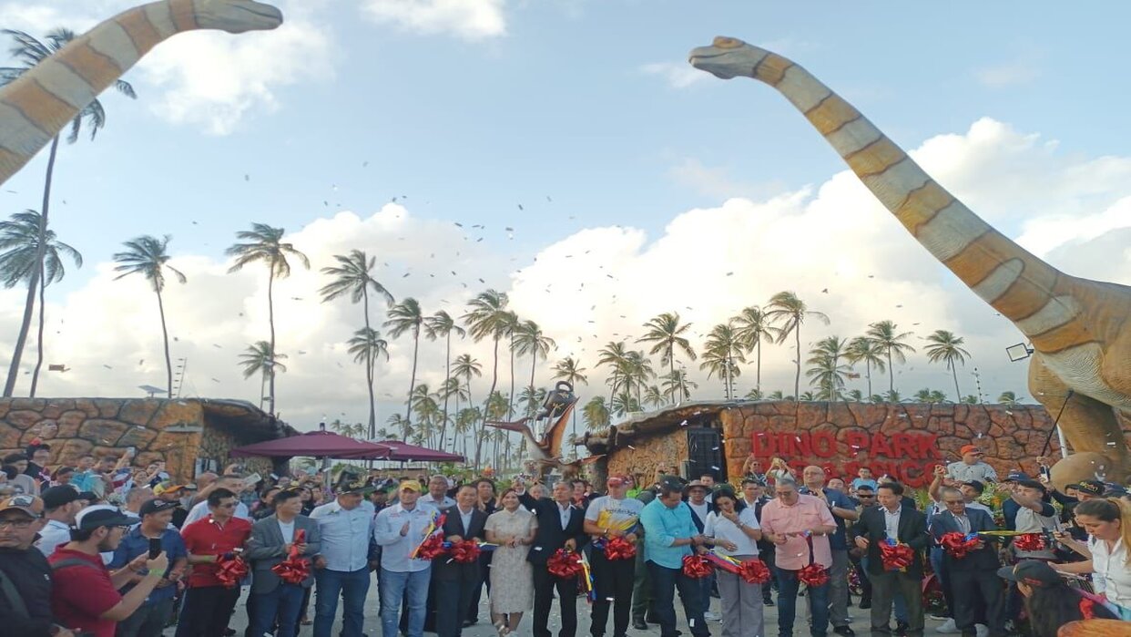 Ministerio de Turismo inaugura parque temático Dinopark Jurássico en Falcón