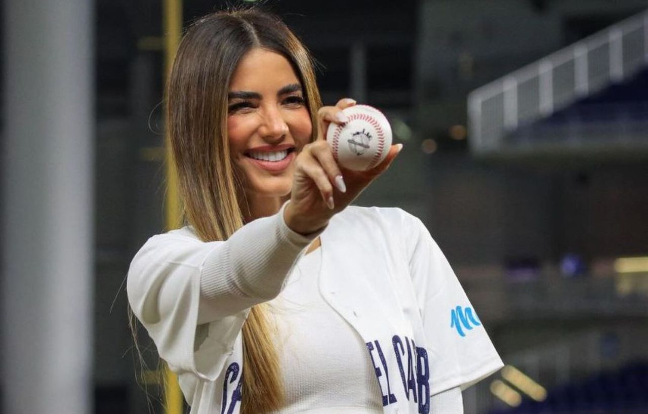 ¡De lujo! Gaby Espino lanzó la primera bola en el duelo que tuvo Venezuela y Panamá (+ Foto)