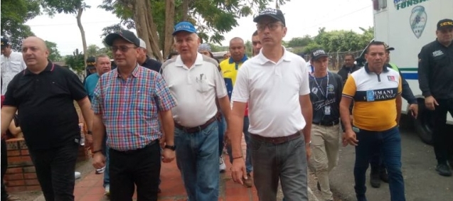 Comunidades de El Cantón recibieron respuestas de peticiones al gobernador Sergio Garrido