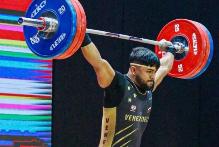 ¡Campeón absoluto! Keydomar Vallenilla levantó la triple dorada