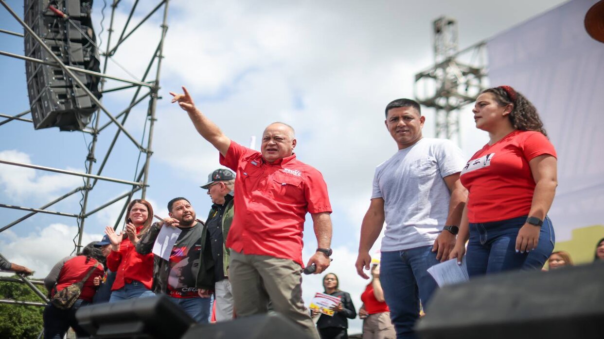 Diosdado Cabello: La mujer venezolana jamás se arrodillará ante el imperio norteamericano