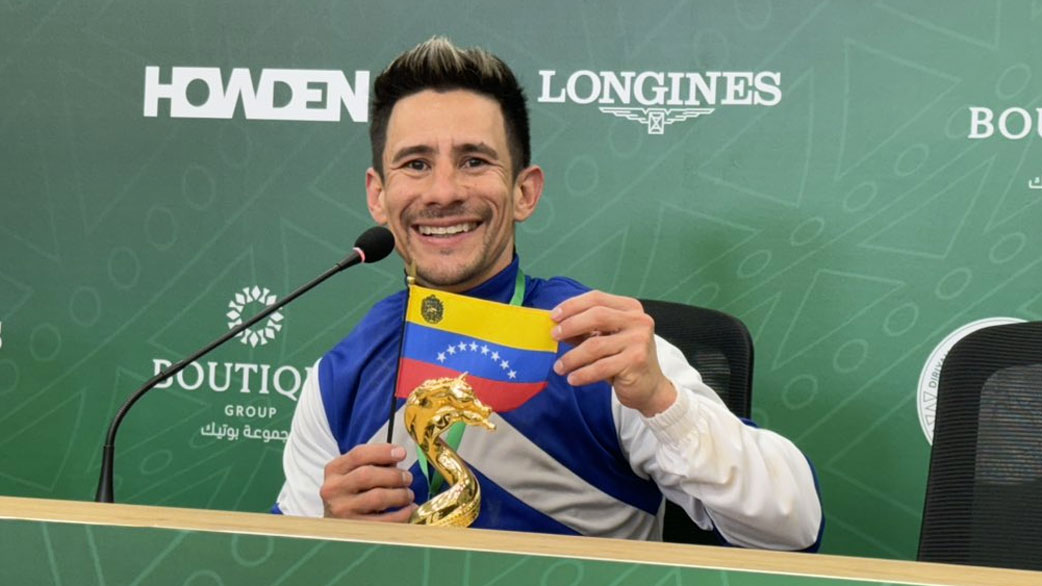 El venezolano Junior Alvarado gana la carrera de caballos más cara del mundo