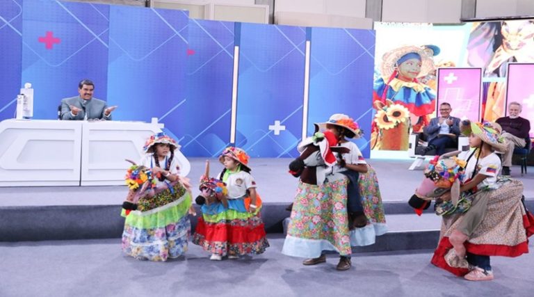 Activan fondo de desarrollo cultural y financiamiento de proyectos