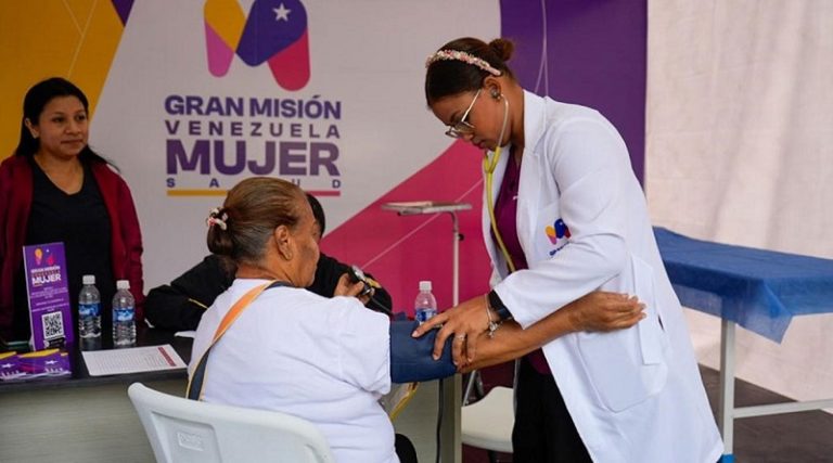 Realizan despliegue médico integral para atender a más de 13 mil venezolanas