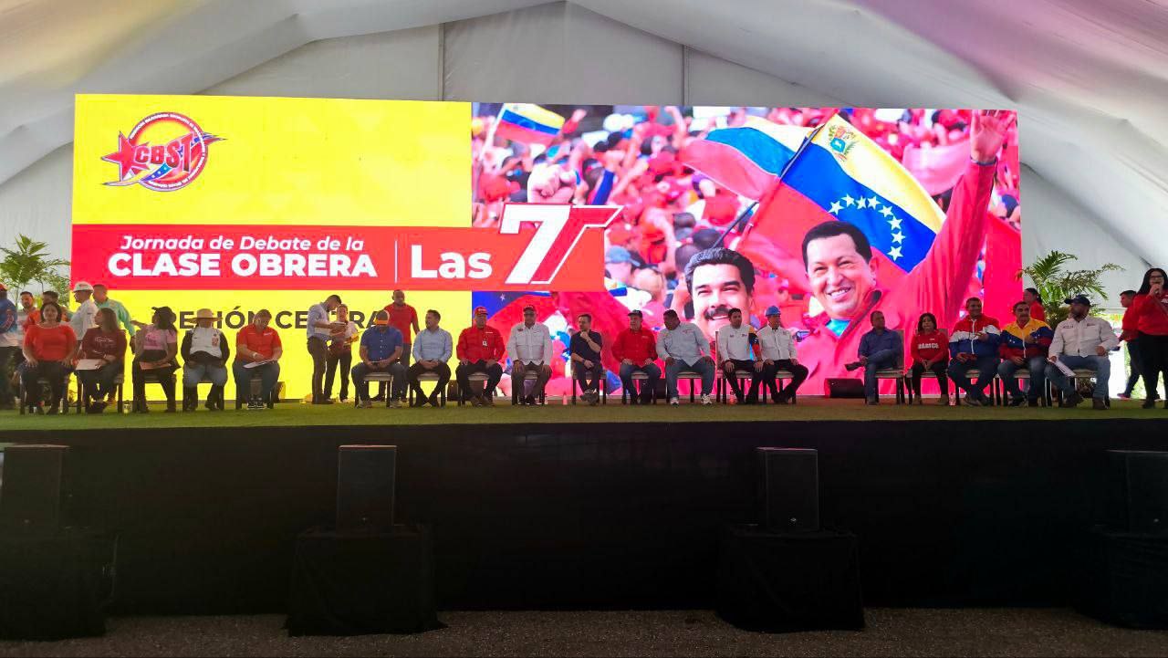 En Pequiven y PDVSA Yagua trabajadores de la región central realizaron Debate de las 7 T