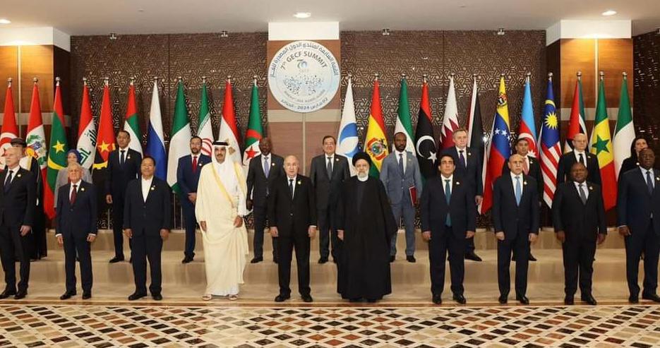 Ministro Tellechea en la Cumbre de la GECF: Hoy estamos reunidos en este escenario para celebrar la adopción de la Declaración de Argel