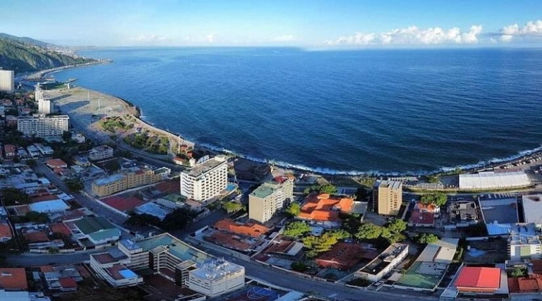 Presentan potencialidades de ZEE en seminario sobre oportunidades de inversión