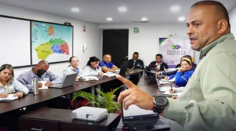Autoridades elaboran estrategias para optimizar distribución de gas en Falcón