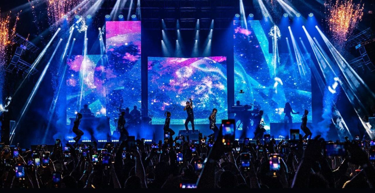 Yandel retumbó la cúpula del Poliedro de Caracas este sábado con su show