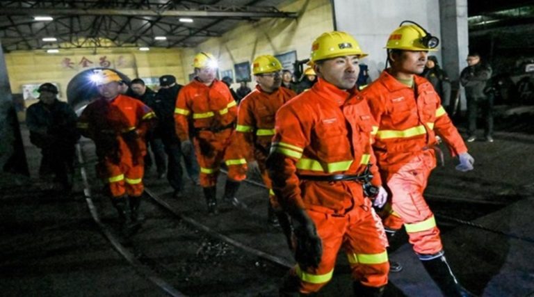 Explosión de gas en una mina china deja al menos siete fallecidos