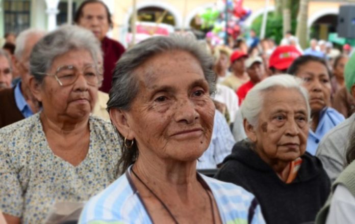 Atendieron a 8 mil jubilados y pensionados de la capital