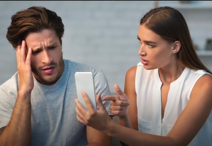 ¿Quieres saber si tu pareja te ha sido infiel? Descúbrelo en los ajustes del wifi de tu casa