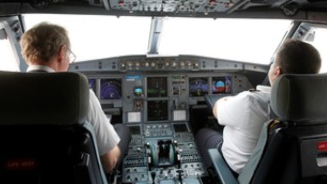 Dos pilotos se quedaron dormidos en pleno vuelo con 153 pasajeros a bordo