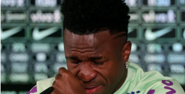 Vinicius Jr. se puso a llorar cuando le preguntaron sobre el racismõ que le ha tocado vivir (+ Video)
