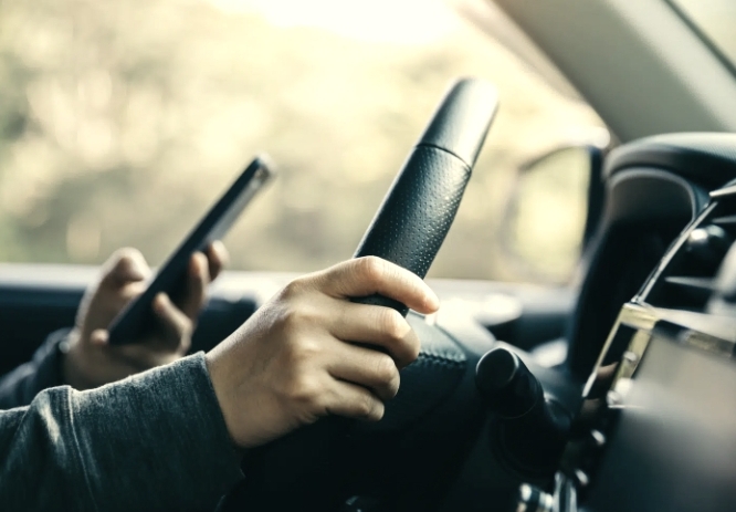 85% de accidentes de tránsito se relaciona con el uso del celular