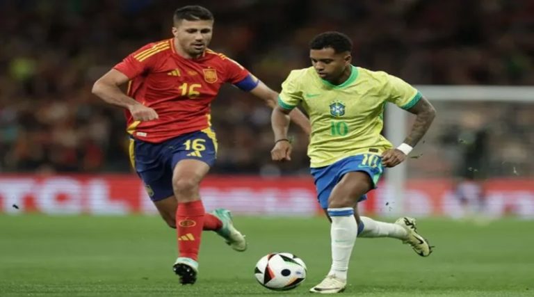 ¡Duelo de grandes! Brasil y España empataron en el Santiago Bernabeu