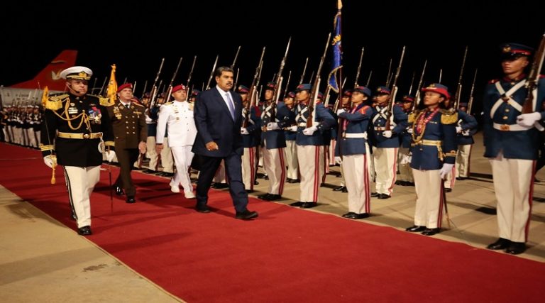 Presidente Nicolás Maduro arribó al país luego de cumplir con exitosa Cumbre de la CELAC