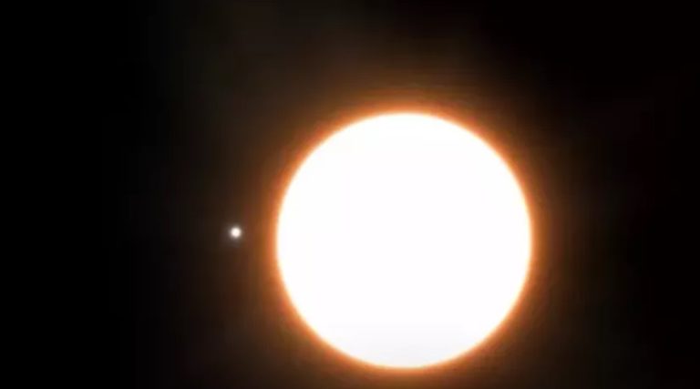 Científicos descubren un exoplaneta similar a Neptuno