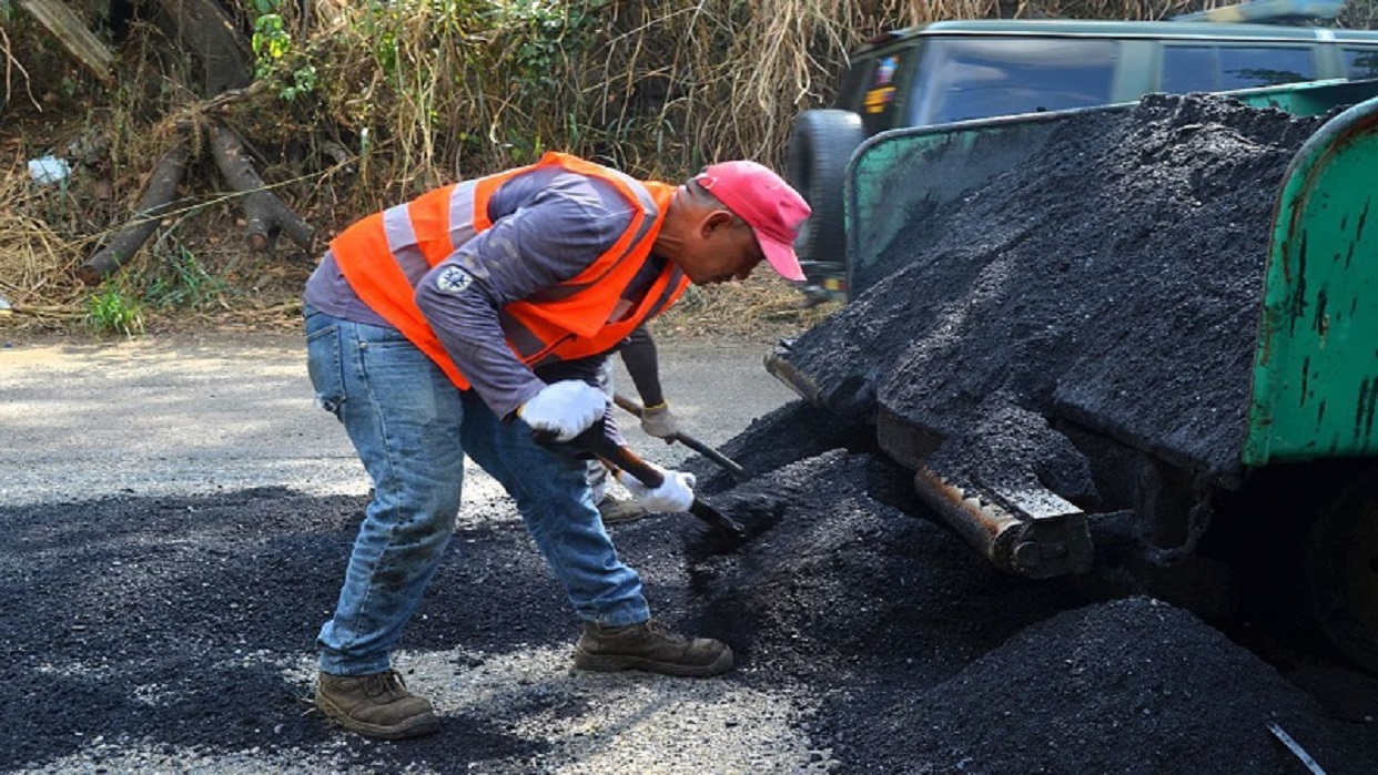 Plan Nacional de Asfaltado 2024 avanza en los estados Cojedes, Guárico y Falcón