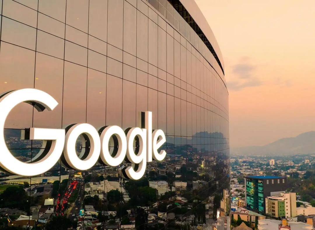 Google abre oficinas en El Salvador en un acuerdo con el gobierno para modernizar servicios públicos