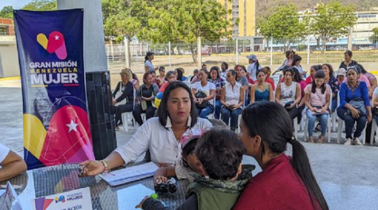 Efectuaron una jornada de orientación y postulación de Credimujer en Anzoátegui