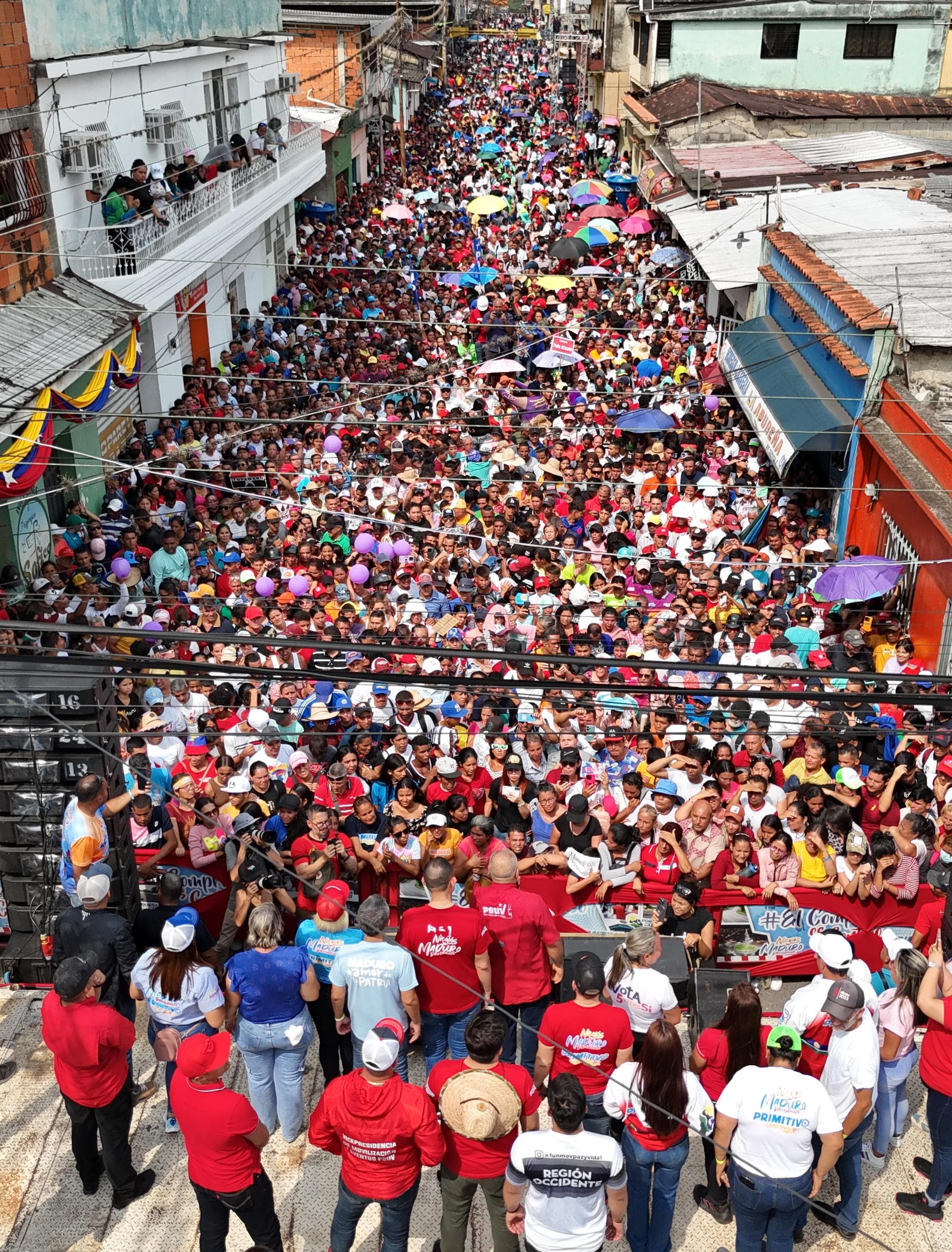 Portuguesa marchó en apoyo al presidente Maduro y en contra de las sanciones de Estados Unidos