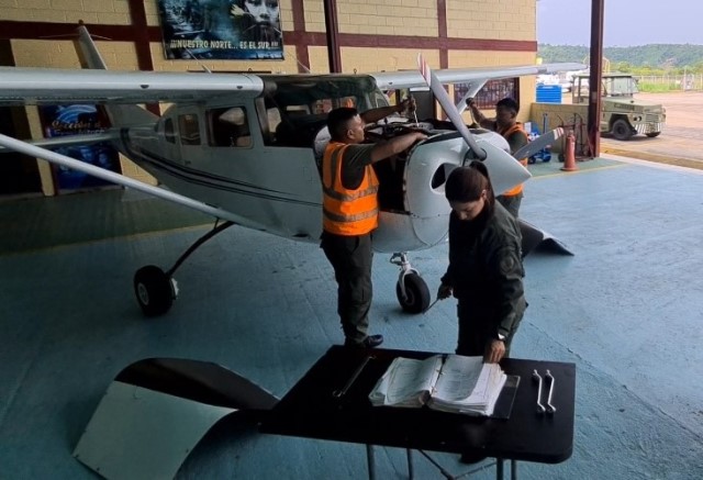 Avanza restauración de infraestructura aeronáutica del país