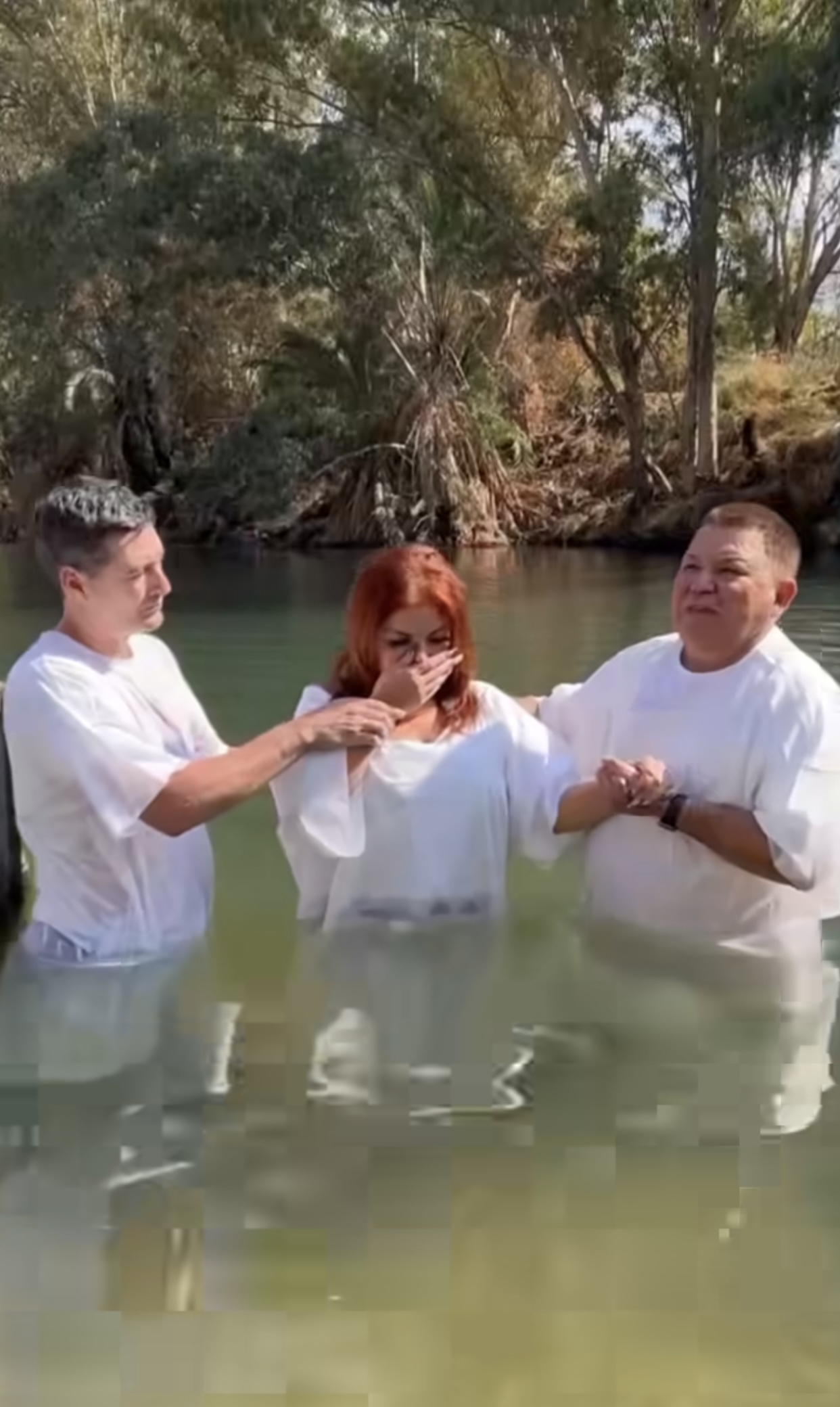 ¡Entérate! Diveana, la Reina del Merengue fue bautizada en el río Jordan de Israel ( + Video)