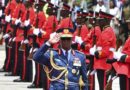 Muêre jefe militar de Kenia al estrellarse helicóptero en que viajaba