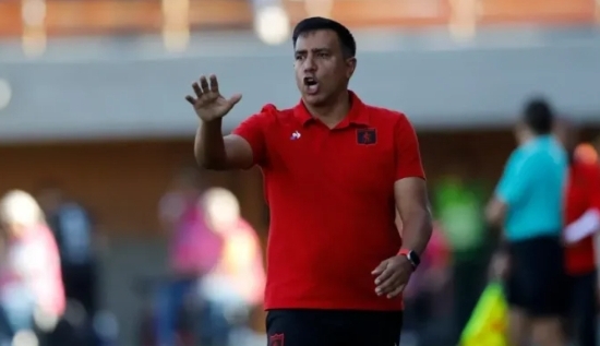 César Farías despega con América de Cali en el fútbol colombiano