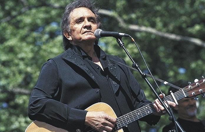Anuncian disco con grabaciones inéditas de Johnny Cash, el Rey del Country