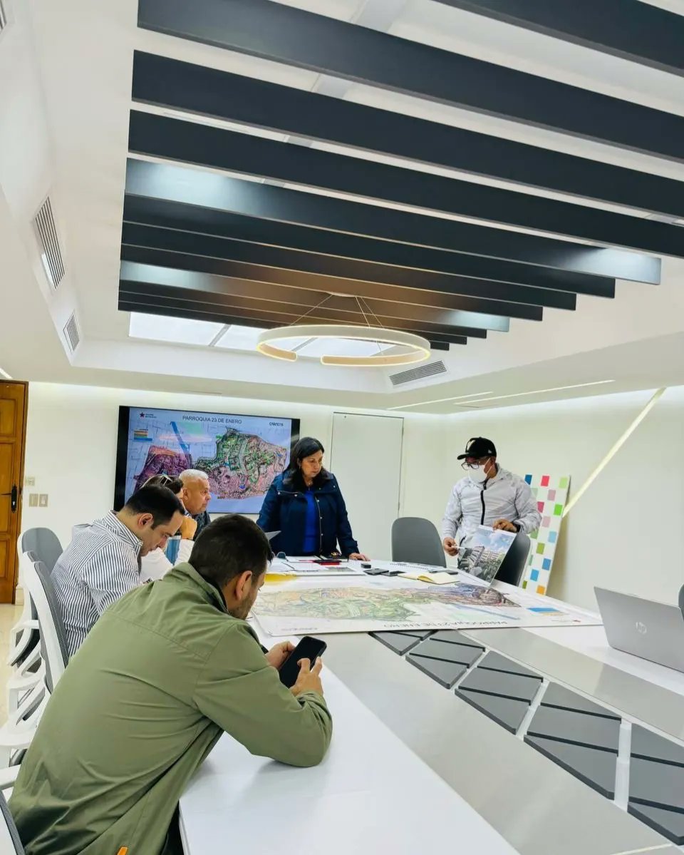 Alcaldía de Caracas revisa proyectos de infraestructura (+ Detalles)
