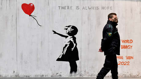 Salen a la luz fotos inéditas de Banksy: Quién es el artista callejero