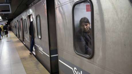 Una inusual protesta provoca fuertes retrasos y cancelaciones en los trenes argentinos