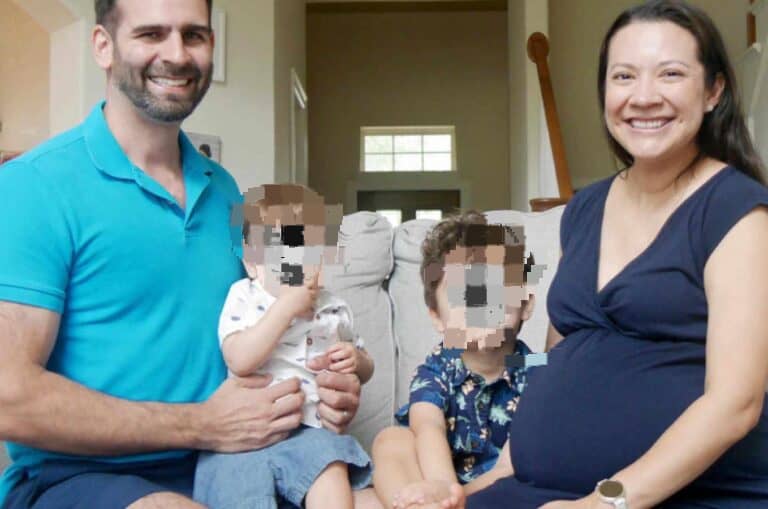 Texas | Mujer da a luz a cuatrillizas idénticas en su tercer embarazo