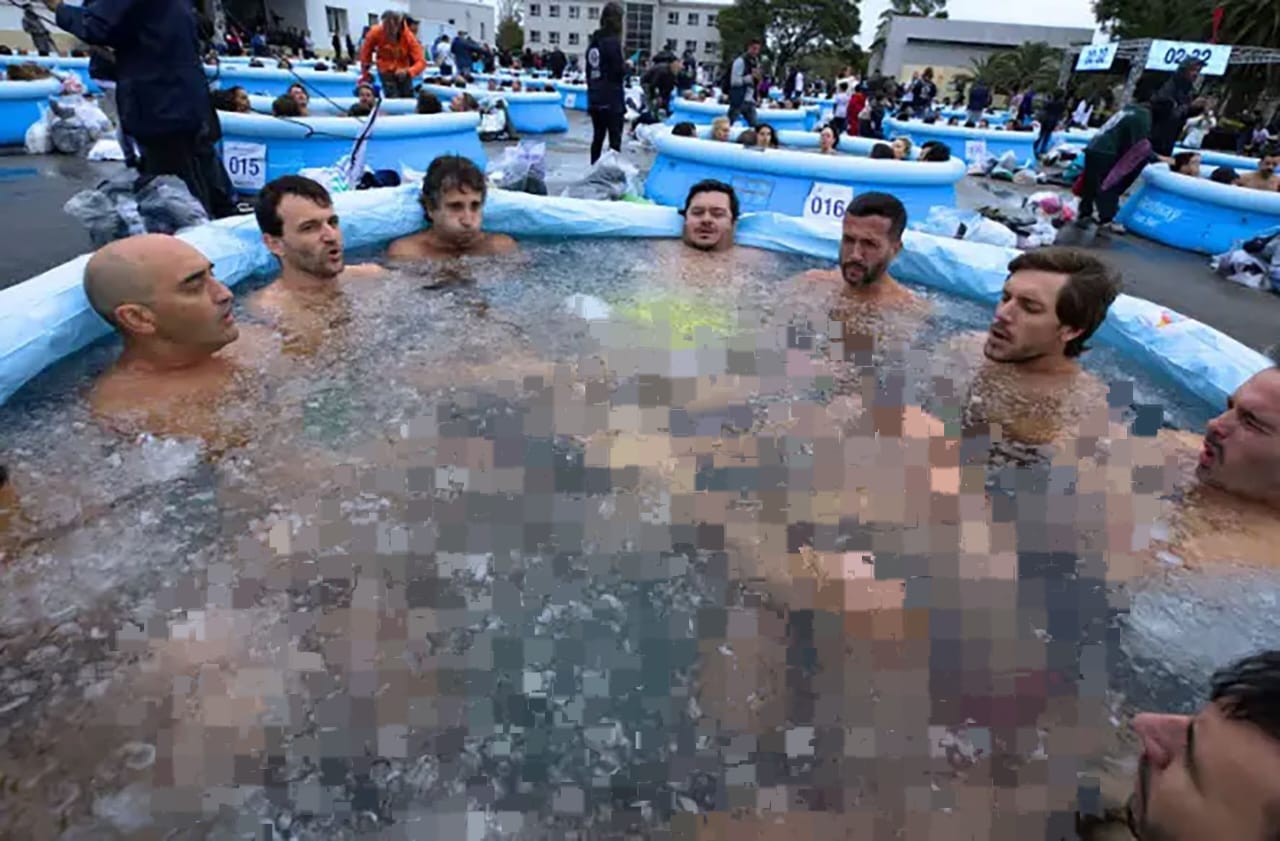 Más de 900 personas se sumergieron en agua helada y consiguieron un Récord Guinness para Uruguay