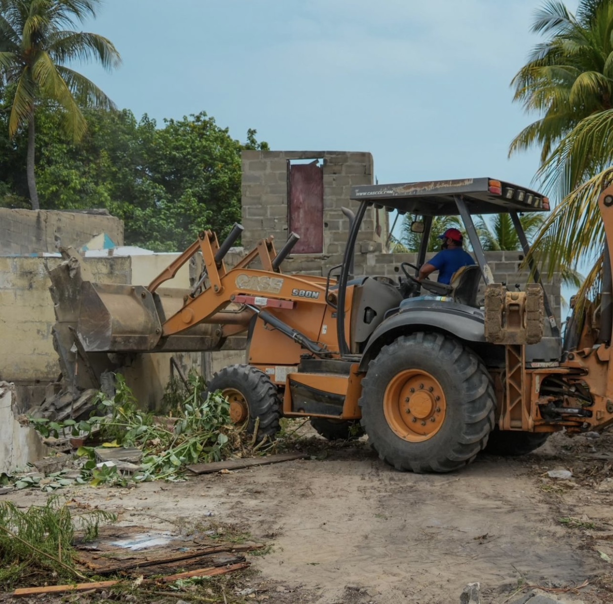 Iniciaron demolición de viviendas y estructuras para remodelar el Paseo Colón de Puerto La Cruz