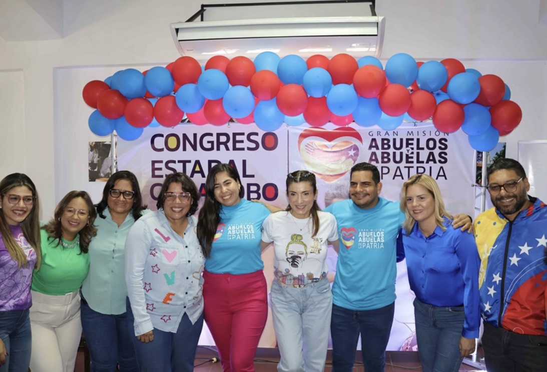 Primera Combatiente Nancy de Lacava acompañó Congreso Estadal de Abuelos y Abuelas de la Patria