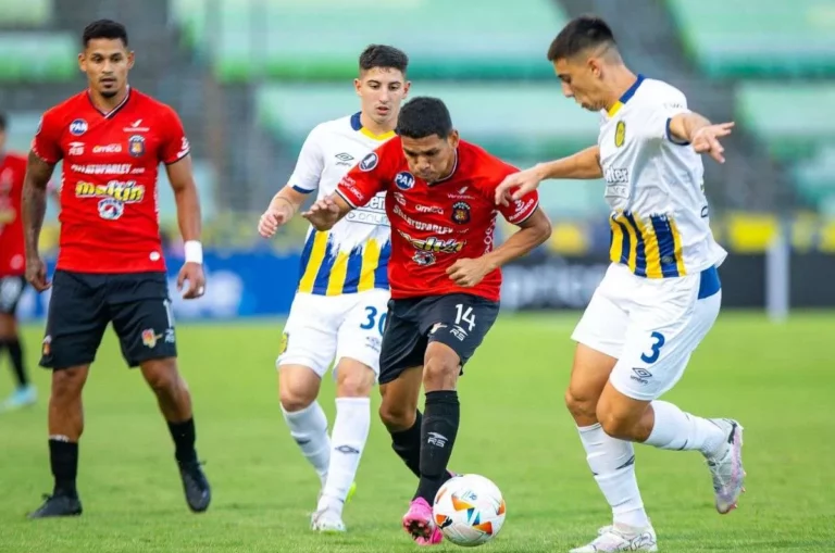 Copa Libertadores: Caracas busca su primera victoria ante Peñarol