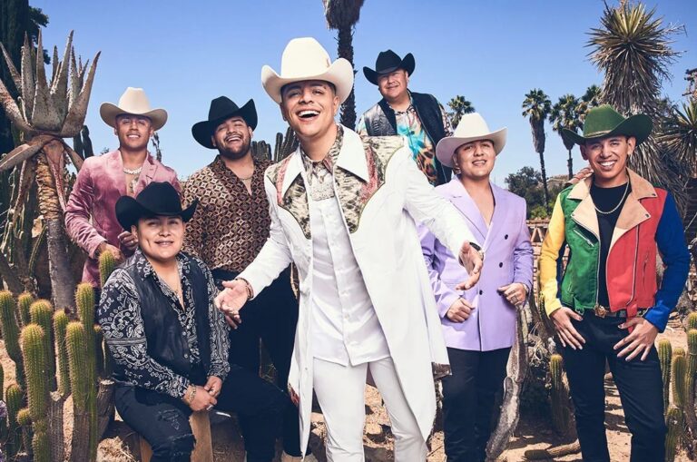 Integrante de la banda mexicana Grupo Firme denuncia robo millonario (+ Detalles)