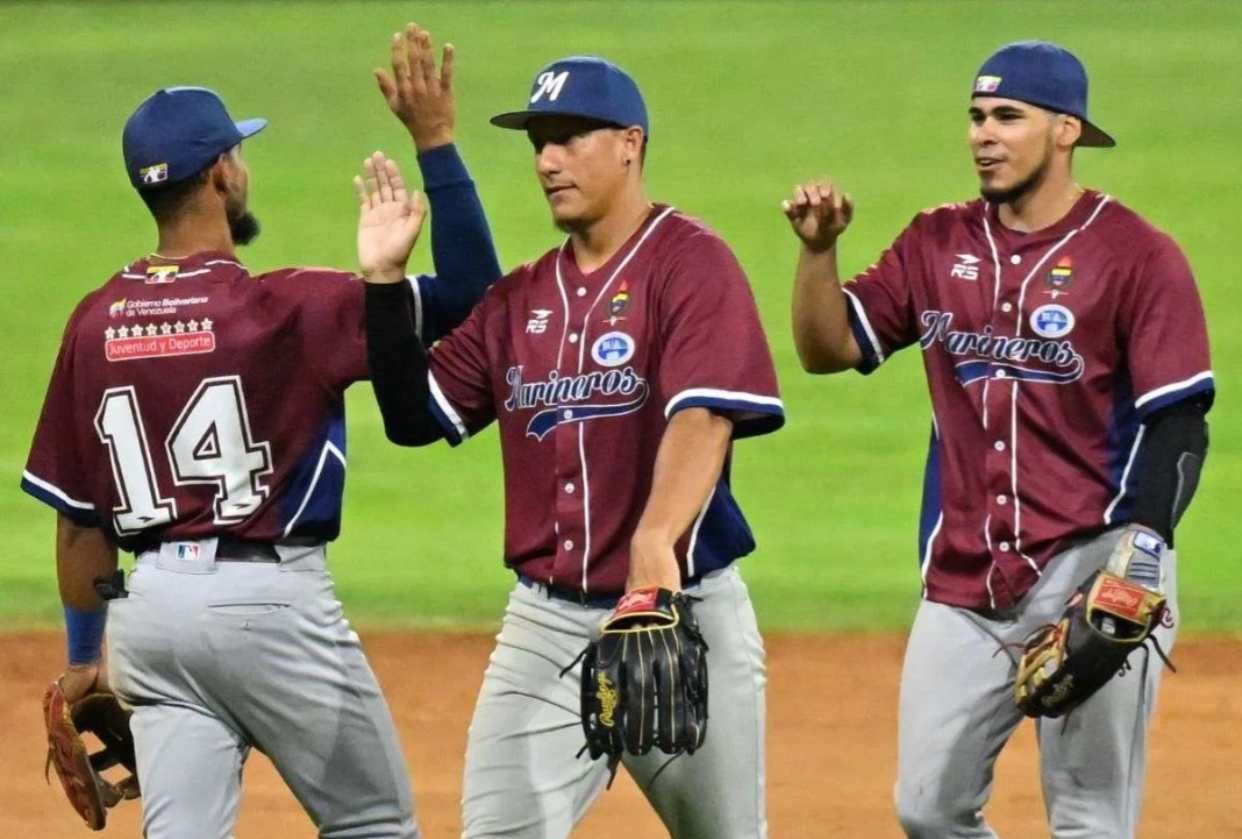 Marineros de Carabobo remontó en Caracas con nueve carreras en el noveno inning