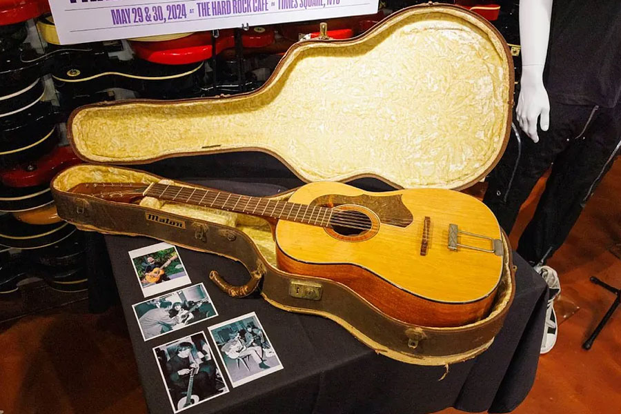 La guitarra perdida de John Lennon se vende por 2,85 millones de dólares en una subasta (+ Detalles)