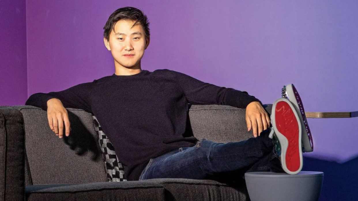 El multimillonario más joven del mundo tiene menos de 30 años: ¿Quién es? (+ Detalles)