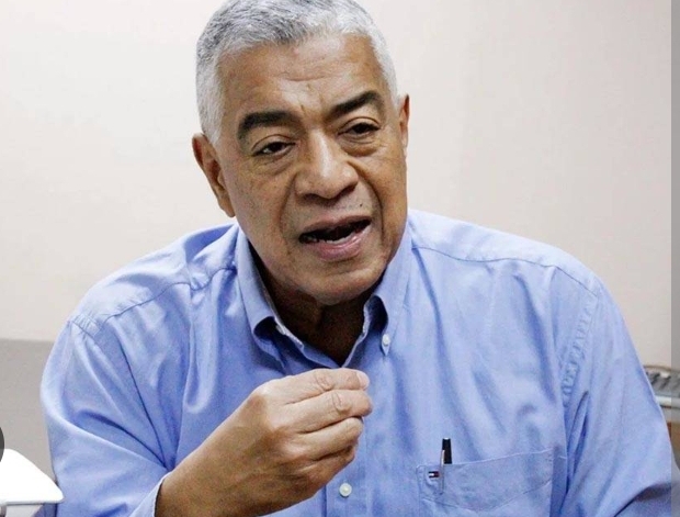 Claudio Fermín propuso «reorientar el gasto público» durante asamblea en Barinas